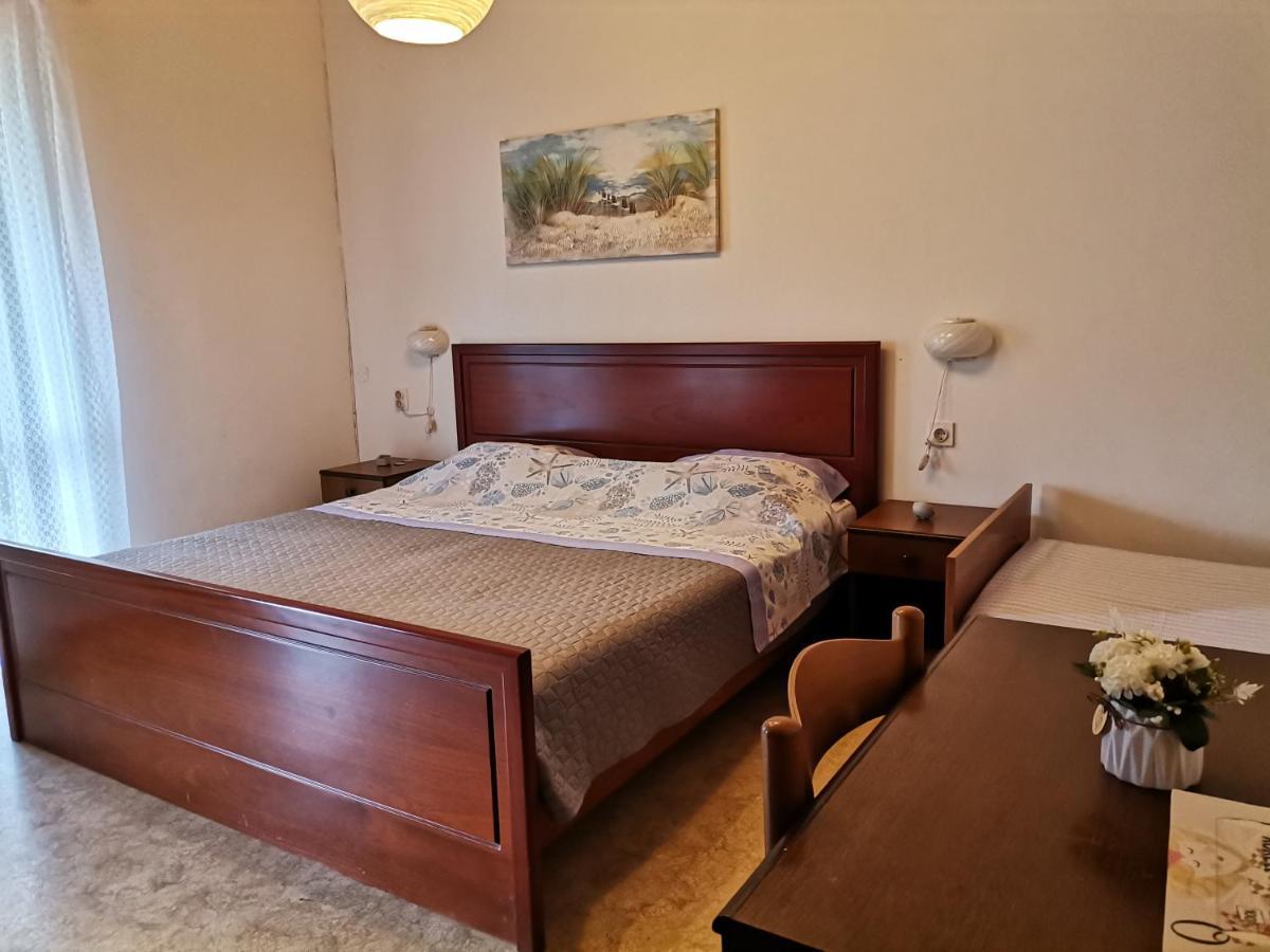 Apartment Studio Zvonka Zambratija  Eksteriør billede